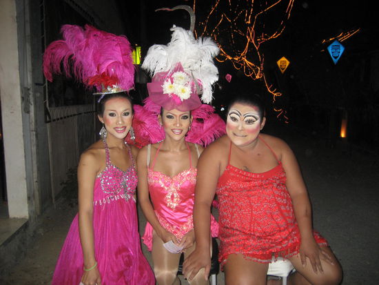 Die Ladyboys haben sich auch rausgeputzt