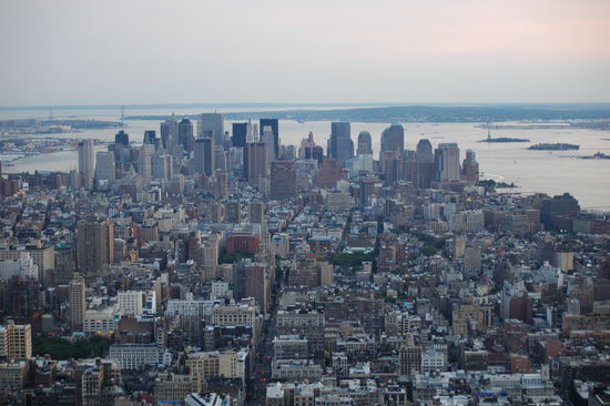 Blick vom Empire State nach Süden. Bei Tag....