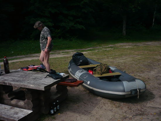 Detlev sucht was. Aber was?