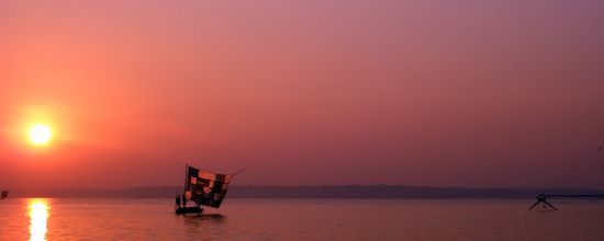 sonnenaufgang vom kahn aus...