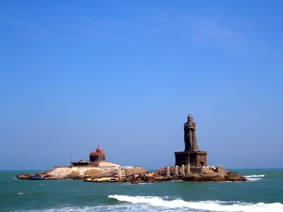 vivekanada denkmal und statue des dichters thiruvalluvar