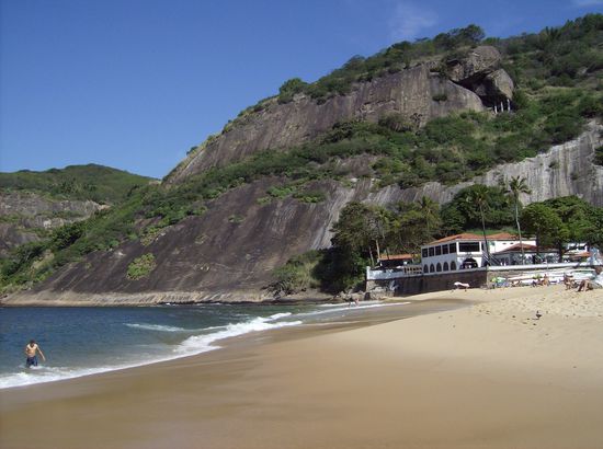 wunderschöner Strand mitten in der Stadt