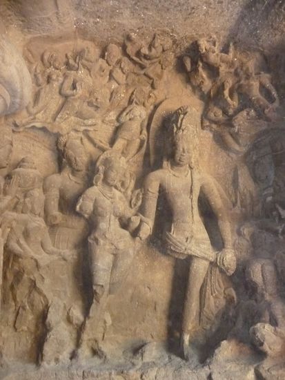 In Fels geschlagene Skulpturen