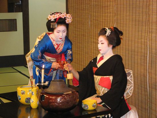 Teezeremonie mit Geisha