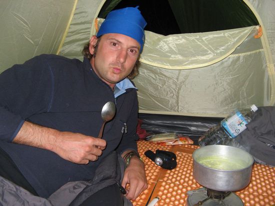 mit heisser Suppe am Morgen steigt die Laune...