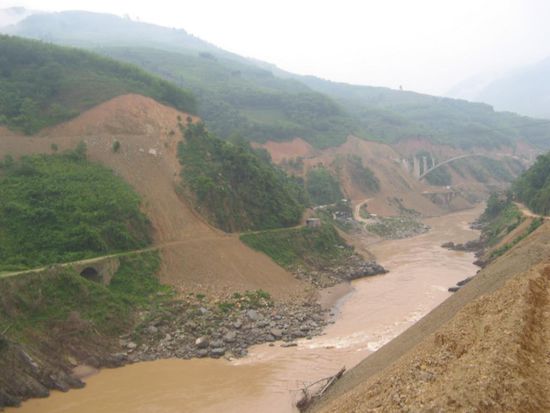 nur kein Erdrutsch !