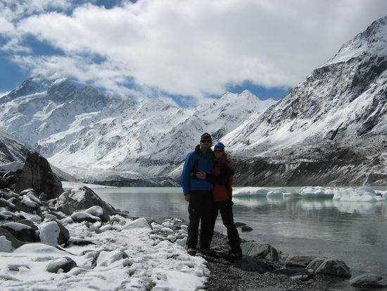 Mount Cook, 2500m Eiswand und wir !