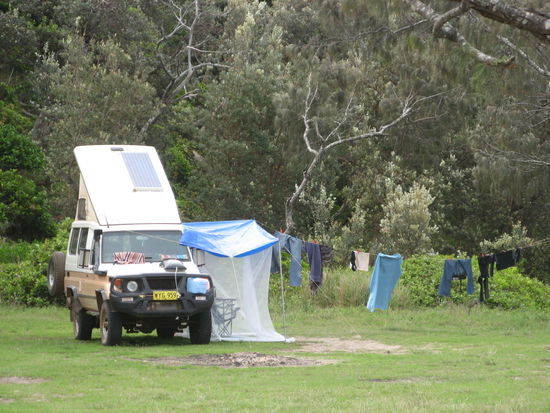 3 Tage Einsamkeit...
nur in Gesellschaft von unzaehlbaren netten Fliegen...
Kommentar Sandy: 
Jedes Paradies hat seinen Preis