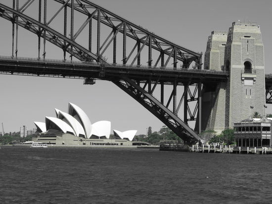 Kein Kommentar:
Man muss das einfach einmal sehen !