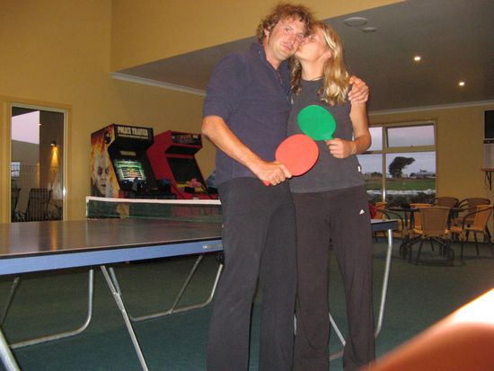 12 Stunden...
Kommentar Micha: 
Sandy war nicht immer der Sieger, hihi 