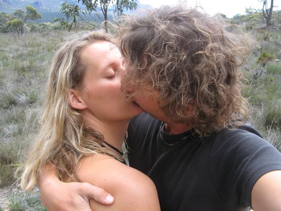 denn Knutschen ist schoen 
5. Dezember ist Winterbergtag !