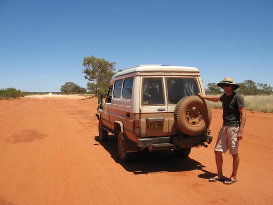 immer gerade aus...
der Wagen laeuft schon...