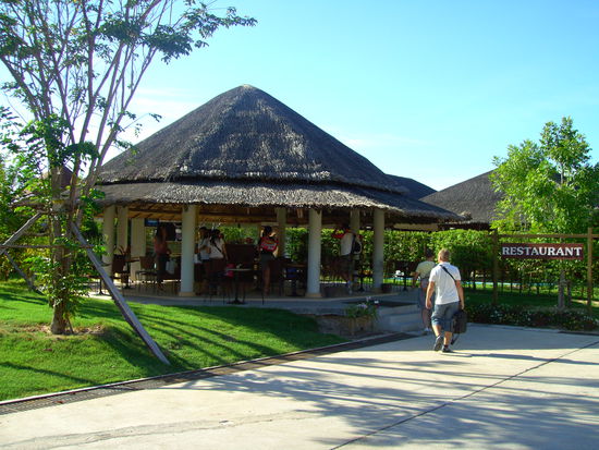 ... das Restaurant dazu...