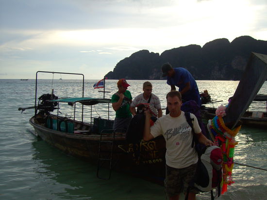 Ausstieg am Parkplatz vor unserem Resort