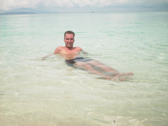 Trasse im Glasklaren Wasser (Bamboo Island)