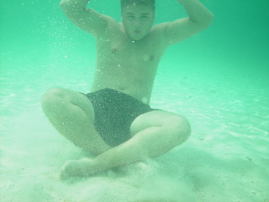 Big Buddha unter Wasser (deutsche Version)