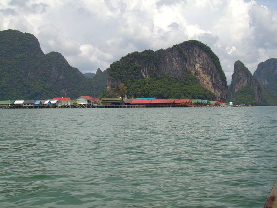 Fischerdorf auf Pfaehlen - Koh Pannyi