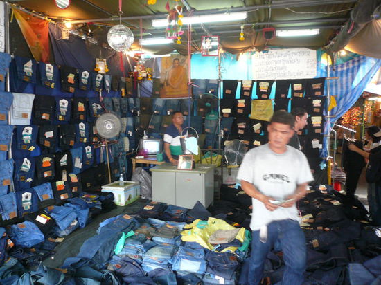 Fast echte Jeans für 12 EURO