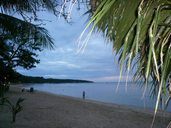 ... und Blick auf den Strand...