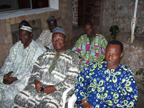 Pierre (vorne rechts) und seine Brüder