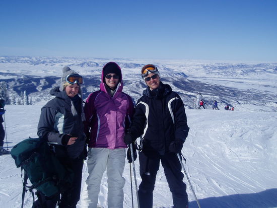 v.l.:ich,Friederike,die Schwester meines Gastvaters,und meine Gastmutter Kate