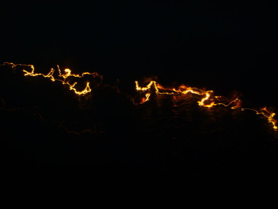 Hm, man sieht nicht viel, aber DAS sind die Lichter der Taschenlampen, kurz vor dem Abtauchen ...
