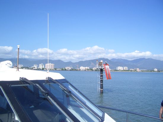 Ca. 45 min. fahrt bis ans Great Barrier Reef