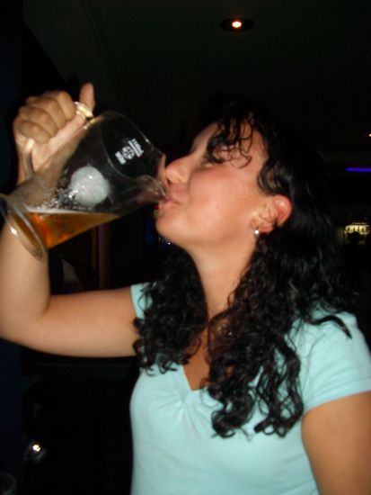 und ich hab fuer euch alle mitgetrunken...