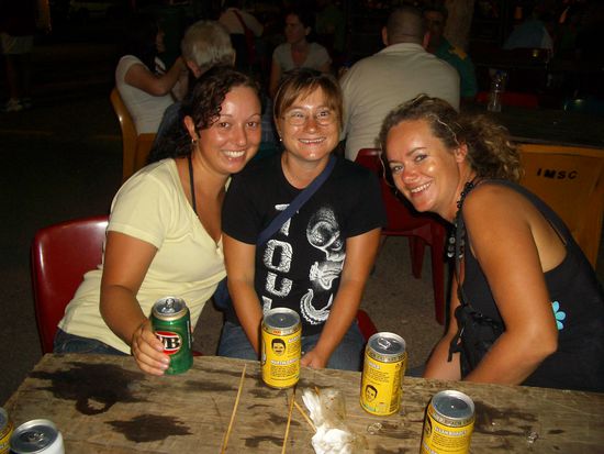 Harvest Festival in Home Hill. (Jetzt denkt ihr bestimmt jetzt trinkt se schon wieder-aber wir waren sooo durstig u mussten da einfach hin u nach dem rechten schaun!!