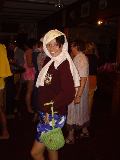 Eine funny Night im Hostel!!! jeder musste sich verkleiden!!! sieht zwar sch...aus aber war verdammt lustig!!ojeee (hier gibts keinen Fasching viel Spass euch zu Hause beim Feiern naechstes Jahr bin ich wieder dabei u zeig vollen Einsatz ist ja klar!