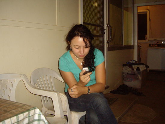 So Leute morgen (Freitag 25.3) dues ich mal kurz nach Melbourne dann gehts wieder am Montag zurueck nach Griffith (eine Woche noch arbeiten) dann gehts wieder los nach Melbourne dann Adelaide u Perth u schliessl. Darwin.... werde euch natuerl. schreiben u alles berichten....