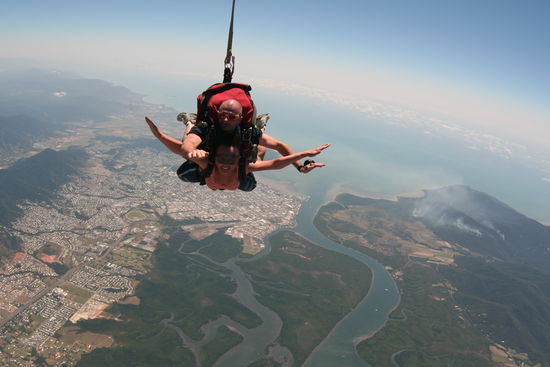 Tandem-Sprung natuerlich-ich brauchte ja jemand der mich rausschuckt...