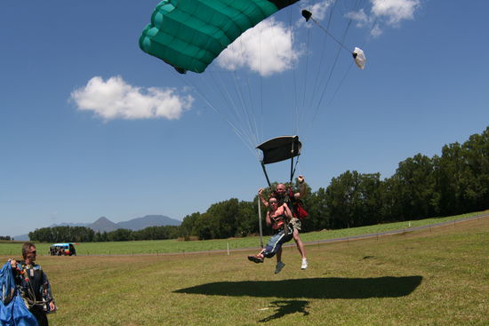Landung auf einem Feld
