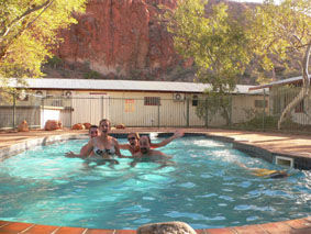 ...und anschliessendem Entspannen im Pool...