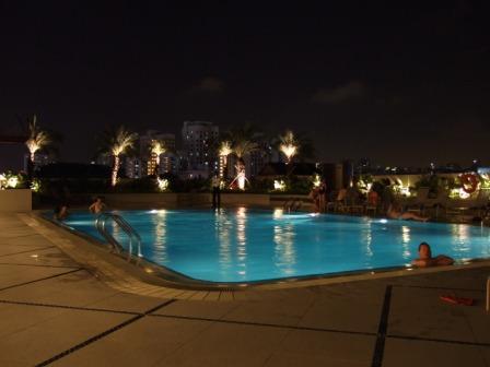 Unser(!) Pool bei Tag.