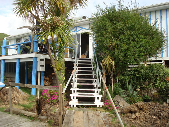 House of Harmony...unser Hostel...superschoen, mit Meeresblick...ein Traum!