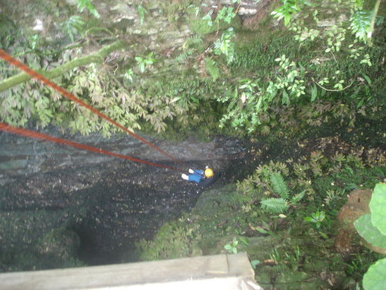 Elki un Moni sin schon unten...