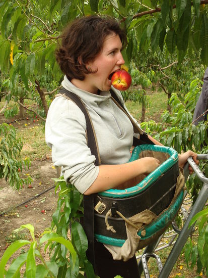 Yes, she does...seht ihr, ich konnte wenigstens eine ueberzeugen!