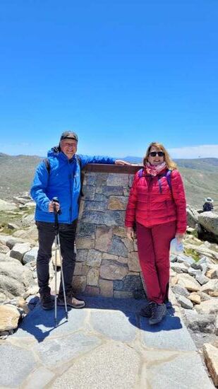 Den höchsten Punkt eines Kontinents bestiegen 