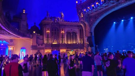 Drinnen und draußen sah es wirklich wie ein Römisches Forum aus