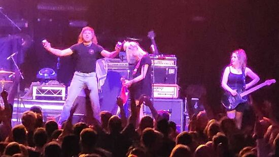 Ausverkauft zu Weihachten wurde richtig abgerockt!