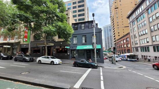 Im ältestens Haus in Sydney (CBD) war unser Zimmer