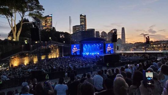 IceHouse im Abendlicht! Das beste Konzert! Seit Monaten ausgebucht!