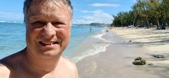 La Saline les Bains mein Wohnort mit einem schönem Strand. Die sind auf Reunion selten und es könnte Haie geben!