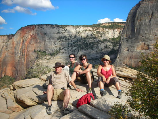 Wie kommen wir da bloss wieder runter?