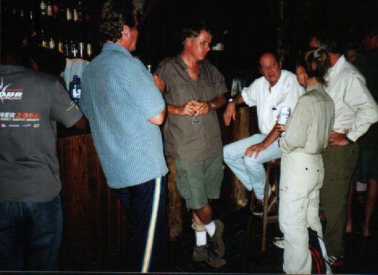 Sylvester in Afrika mit dem deutschen Konsul in Botswana.