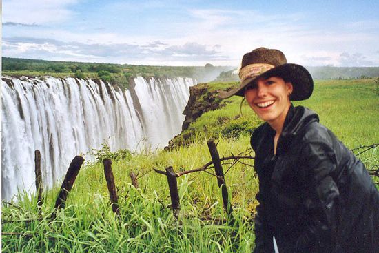 Alexandra an den Victoria Falls.