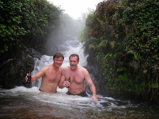 Der Bach ist heiß wie die Kerle! 