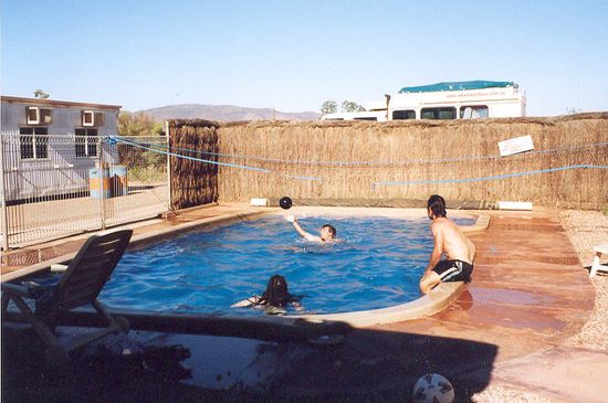 Unterkunft mir Swimmingpool im Outback