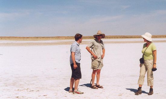 Dominik, Lee und Barbara im Salzsee! Ohne Wasser?